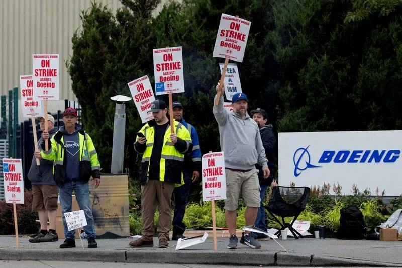 Image for Boeing workers' demand for reinstated pension a long shot, experts say